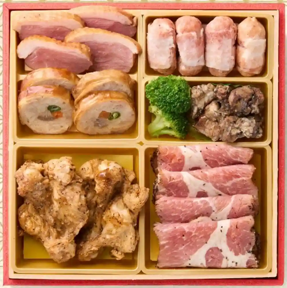 板前魂の御節「肉三昧」2025年御重1ズーム