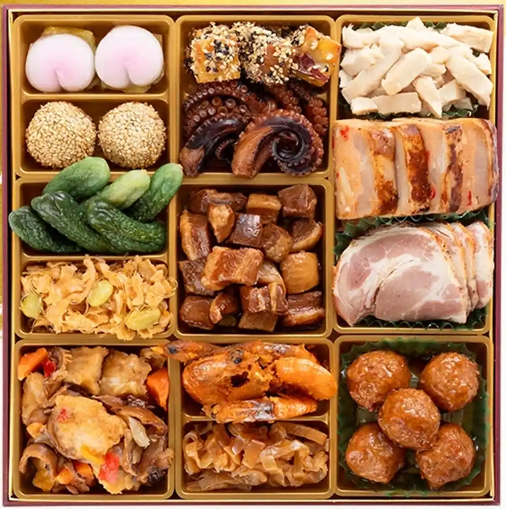 博多久松の御節「祝赤重」2025年御重３ズーム