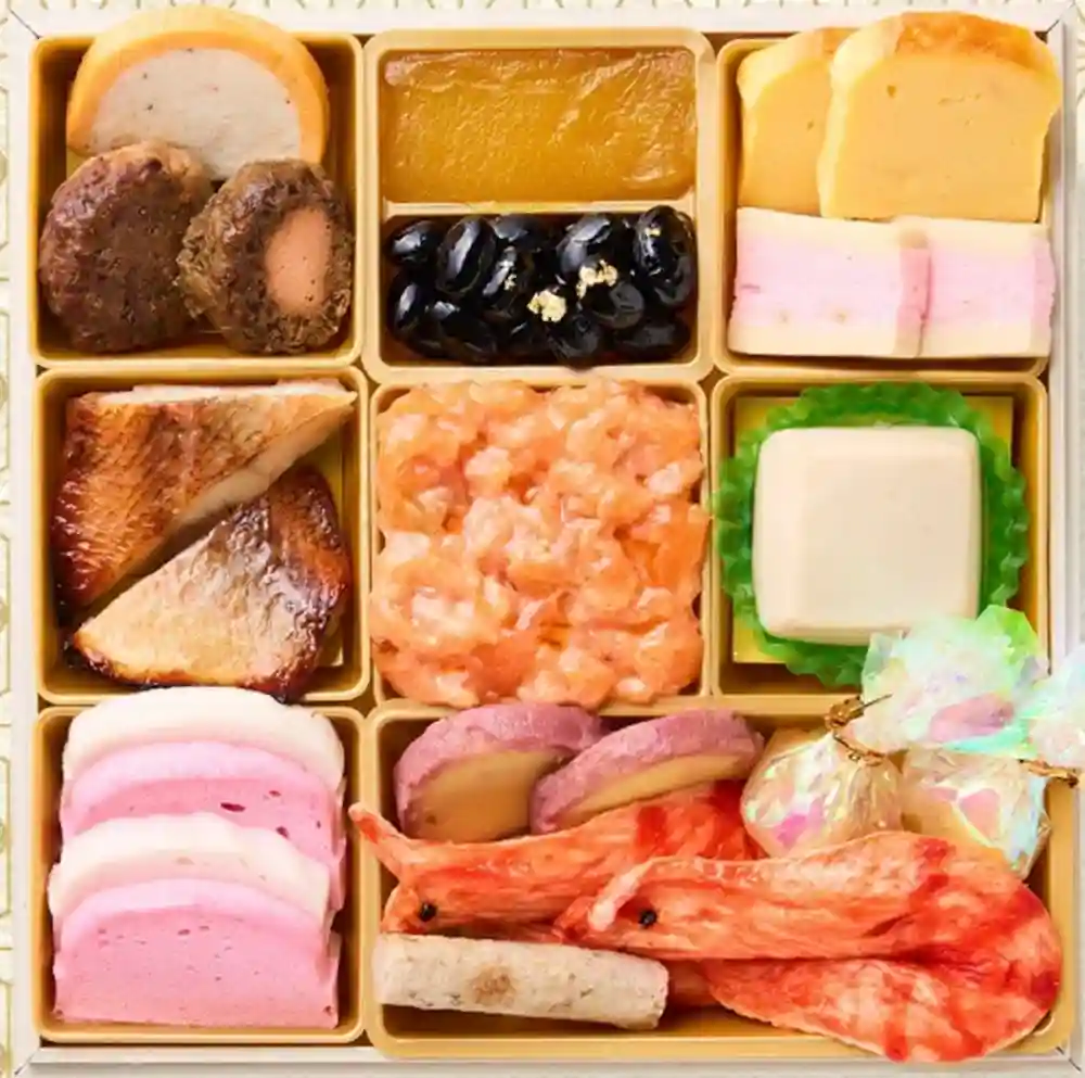 板前魂の御節「やわらかおせち三段重」2025年御重１ズーム