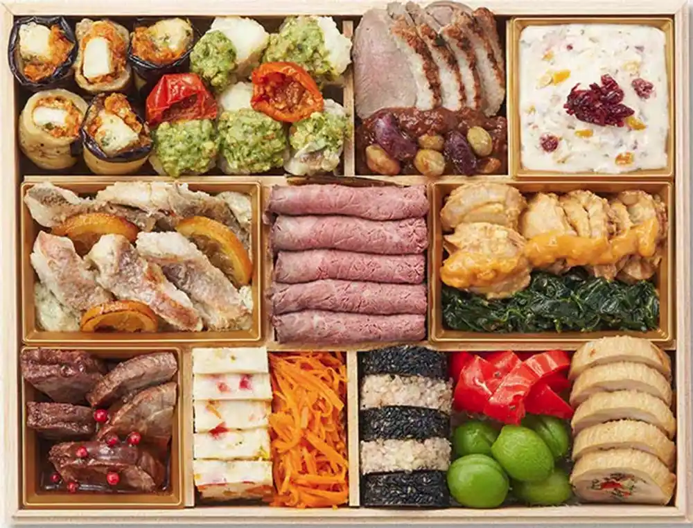 Oisixの御節「上高砂 豊」2025年御重２