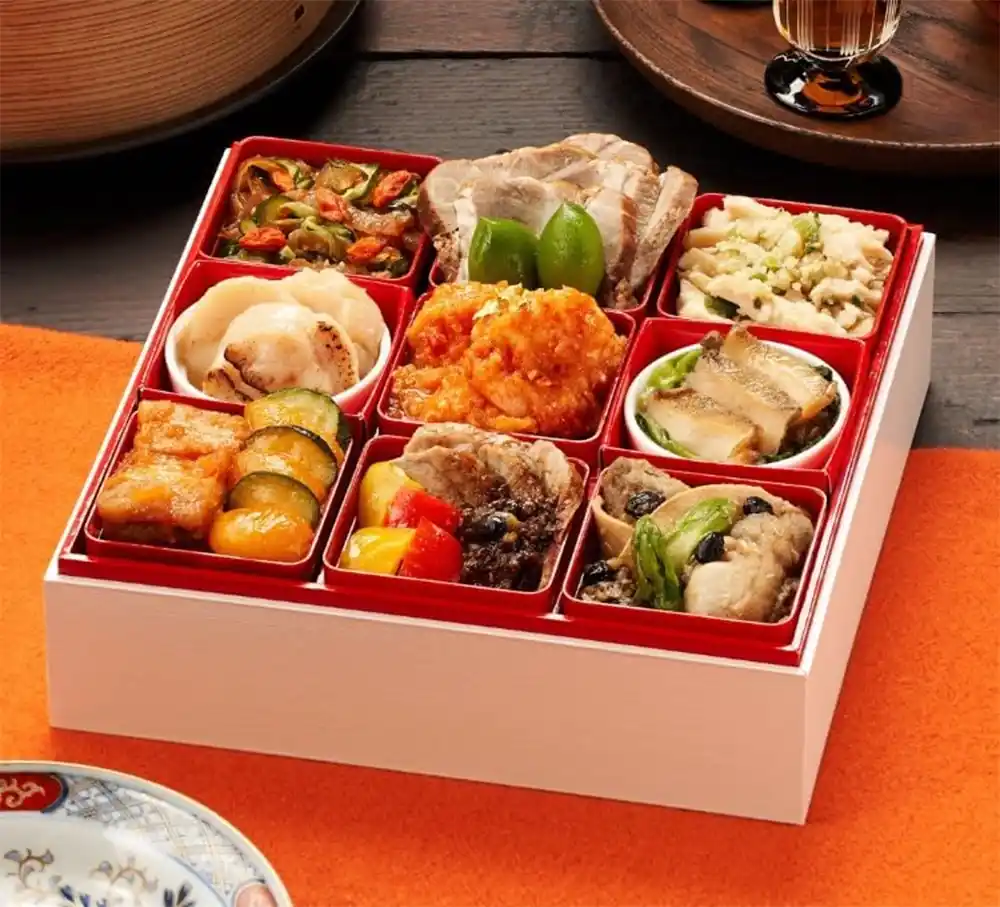 Oisixの御節「慶華」2025年こだわり１