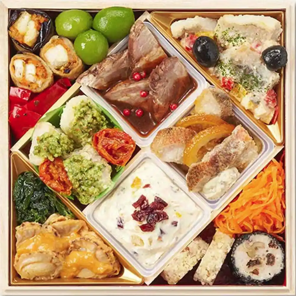 Oisixの御節「高砂」2025年御重2